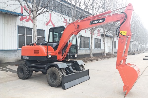 寶鼎輪式挖掘機 寶鼎輪式挖掘機