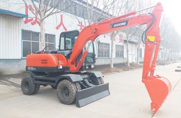 輪式挖掘機 輪式挖掘機