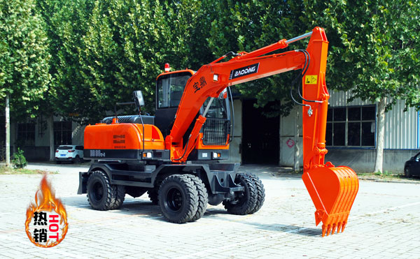 寶鼎80輪式挖掘機 寶鼎80輪式挖掘機