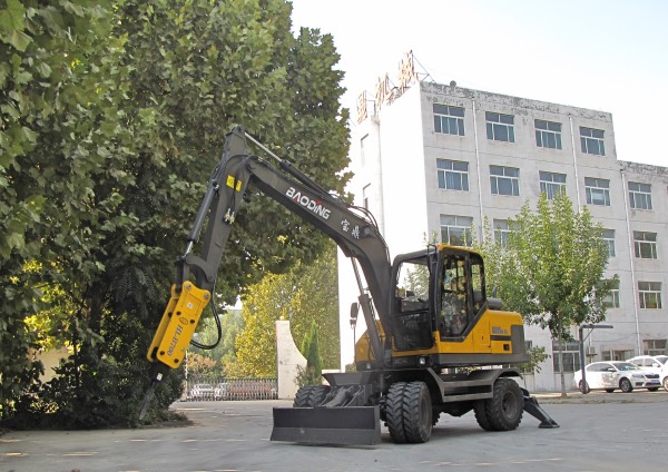 寶鼎95輪式挖掘機 寶鼎95輪式挖掘機