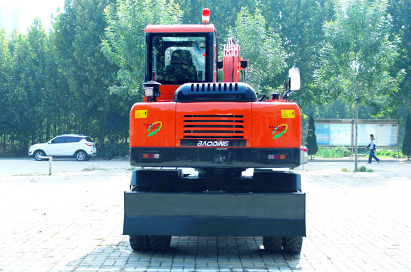 寶鼎輪式挖掘機 寶鼎輪式挖掘機