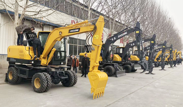 寶鼎80輪式挖掘機 寶鼎80輪式挖掘機