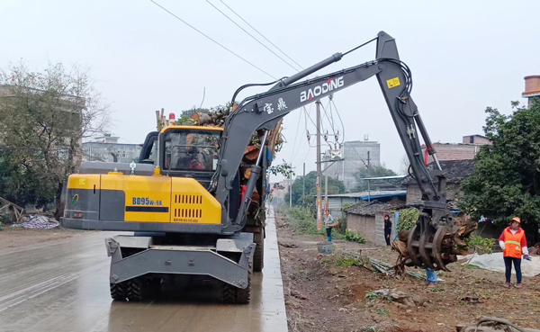 寶鼎輪式挖掘機 寶鼎輪式挖掘機