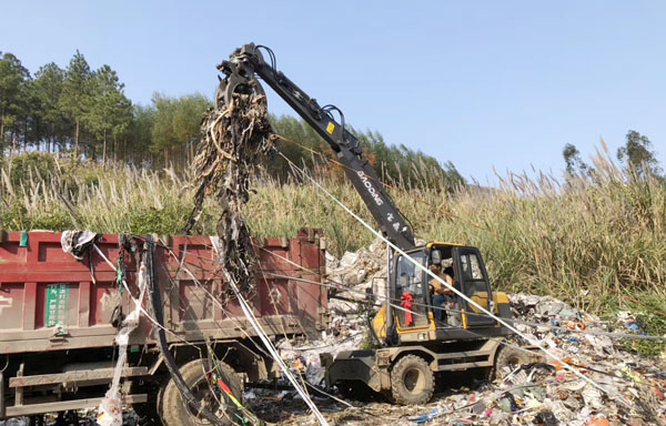 寶鼎輪式95抓木機