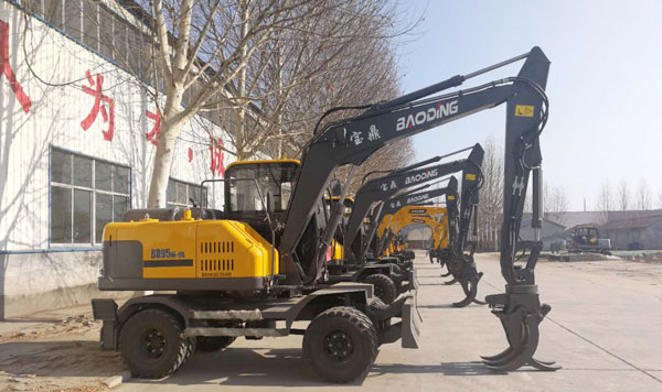 寶鼎輪式抓木機