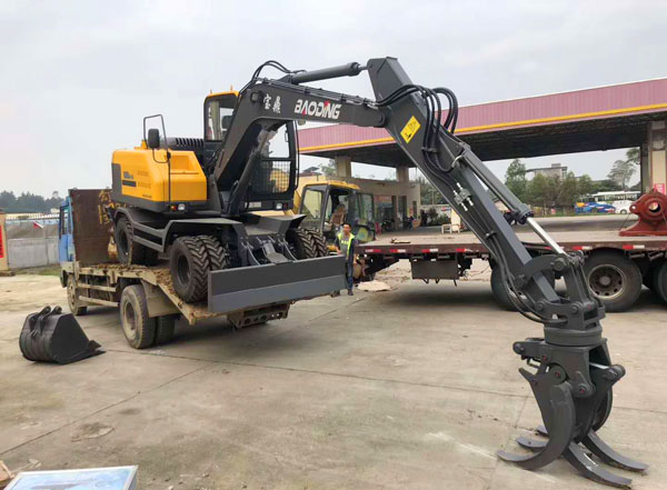 寶鼎輪式抓木機