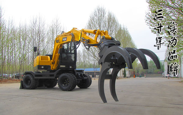 寶鼎輪式挖掘機抓木機.jpg 寶鼎輪式挖掘機抓木機.jpg