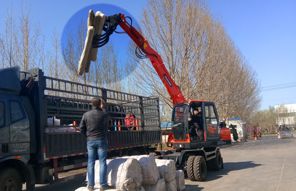 寶鼎抓木機抓料袋.jpg 寶鼎抓木機抓料袋.jpg