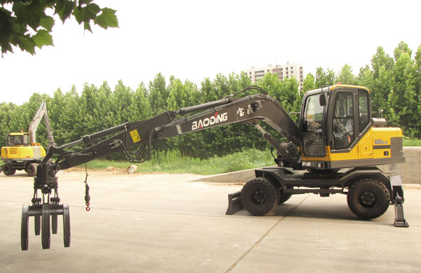 寶鼎輪式抓木機廠家95車型.jpg 寶鼎輪式抓木機廠家95車型.jpg