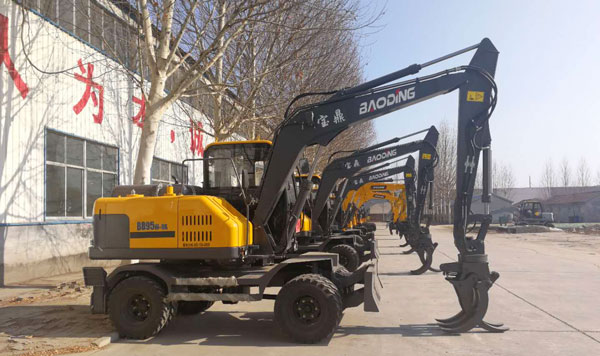 輪式挖掘機抓木機.jpg 輪式挖掘機抓木機.jpg