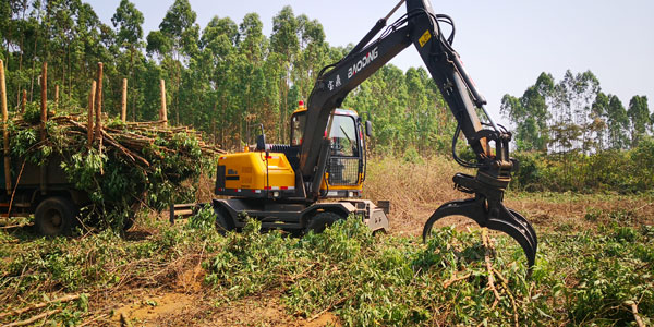 廣西抓木機95車型.jpg 廣西抓木機95車型.jpg