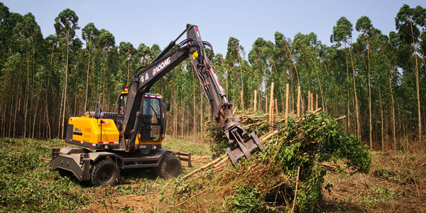 抓木機油耗.jpg 抓木機油耗.jpg