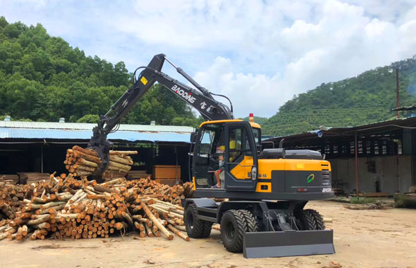 寶鼎抓木機(jī)輪式95車型.jpg 寶鼎抓木機(jī)輪式95車型.jpg