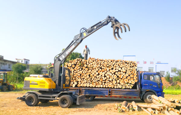 寶鼎95抓木機車型.jpg 寶鼎95抓木機車型.jpg