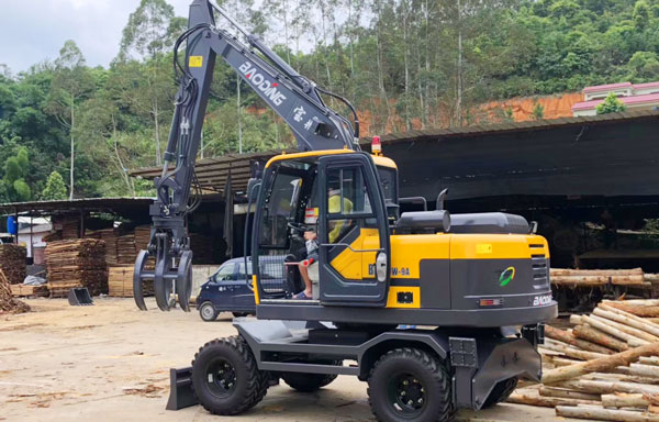 寶鼎95輪式抓木機.jpg 寶鼎95輪式抓木機.jpg