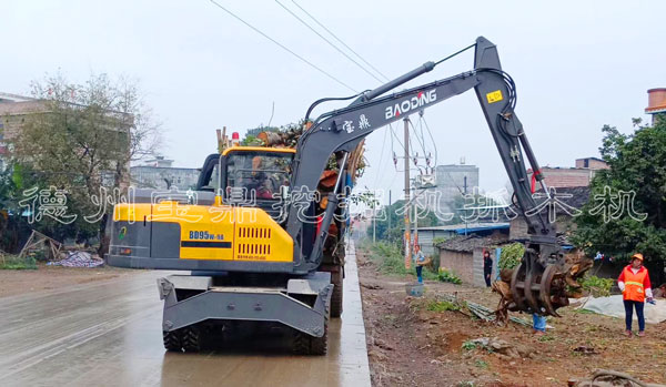 寶鼎抓木機輪式95車型.jpg 寶鼎抓木機輪式95車型.jpg