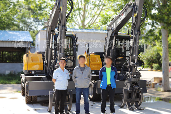 寶鼎挖掘機抓木機95車型.jpg 寶鼎挖掘機抓木機95車型.jpg