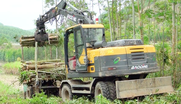 寶鼎抓木機95車型.jpg 寶鼎抓木機95車型.jpg