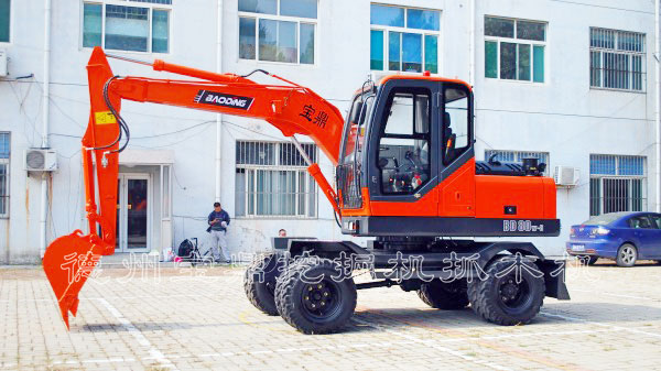 寶鼎80輪式挖掘機.jpg 寶鼎80輪式挖掘機.jpg