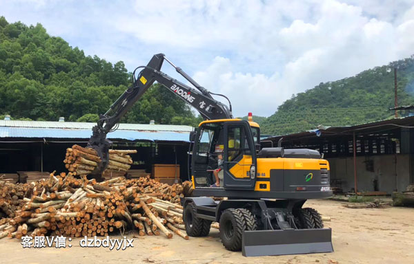 寶鼎輪式抓木機.jpg 寶鼎輪式抓木機.jpg