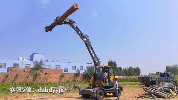 輪式抓木機95車型.jpg 輪式抓木機95車型.jpg