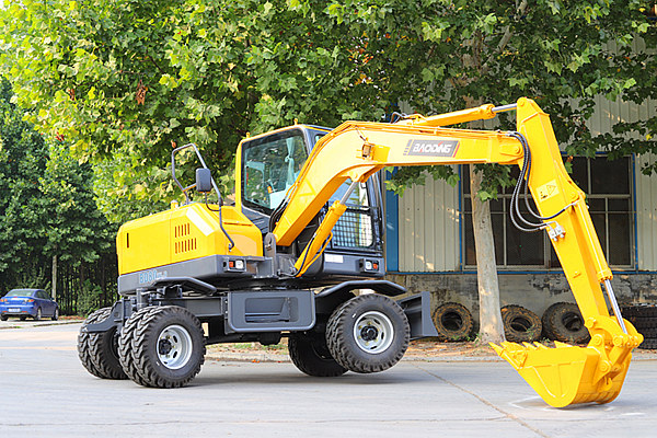 寶鼎80輪式挖掘機型號 寶鼎80輪式挖掘機型號