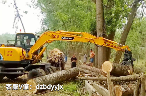 寶鼎輪式抓木機河南做工.jpg 寶鼎輪式抓木機河南做工.jpg
