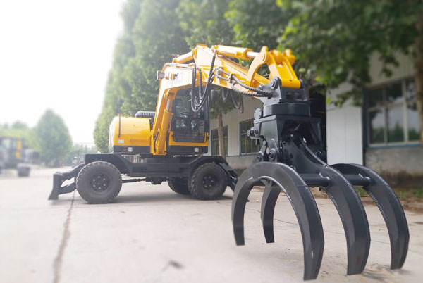 寶鼎輪式抓木機廠家.jpg 寶鼎輪式抓木機廠家.jpg