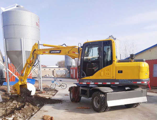 寶鼎輪式挖掘機(jī)廠家80車型.jpg 寶鼎輪式挖掘機(jī)廠家80車型.jpg