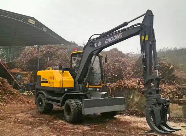 寶鼎輪胎挖掘機抓木機.jpg 寶鼎輪胎挖掘機抓木機.jpg