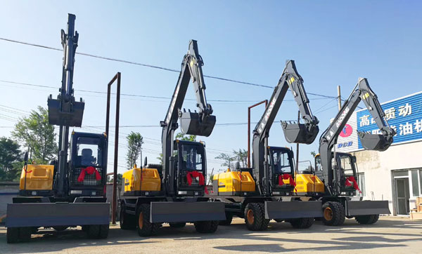 95輪式挖掘機.jpg 95輪式挖掘機.jpg