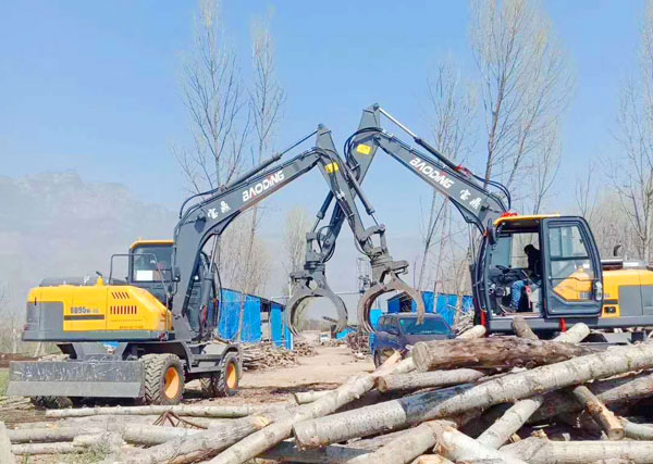 輪式挖掘機抓木機.jpg 輪式挖掘機抓木機.jpg