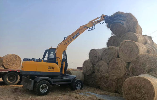 寶鼎輪式挖掘機一機多用.jpg 寶鼎輪式挖掘機一機多用.jpg