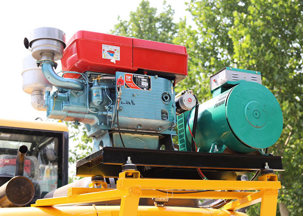 輪式挖掘機抓鐵機發電柴油機.jpg 輪式挖掘機抓鐵機發電柴油機.jpg