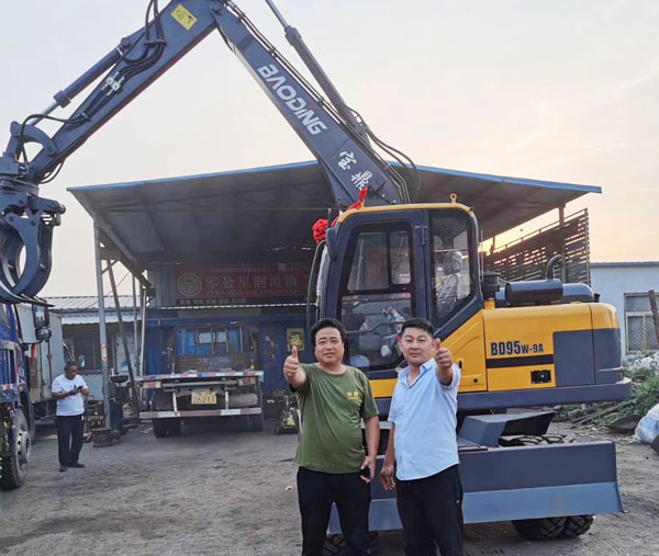 寶鼎抓木機用戶.jpg 寶鼎抓木機用戶.jpg