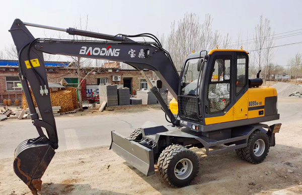 95輪式挖掘機.jpg 95輪式挖掘機.jpg