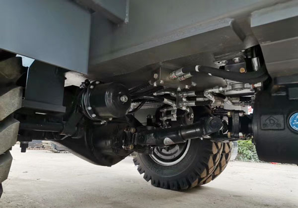 寶鼎輪式挖掘機下車架 寶鼎輪式挖掘機下車架