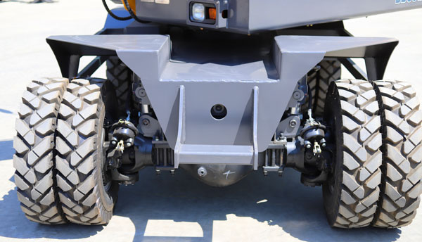 輪式挖掘機下底盤.jpg 輪式挖掘機下底盤.jpg