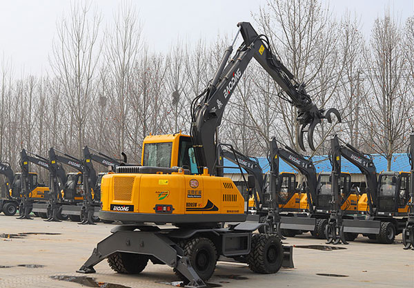 95s輪式抓木機.jpg 95s輪式抓木機.jpg