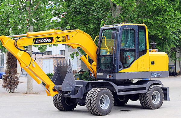 寶鼎80輪式挖掘機.jpg 寶鼎80輪式挖掘機.jpg