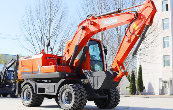 寶鼎150輪式挖掘機.jpg 寶鼎150輪式挖掘機.jpg