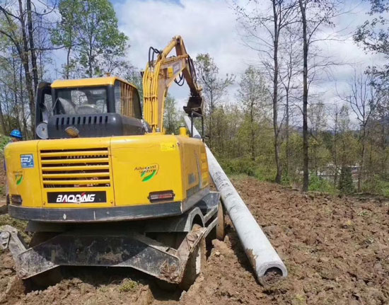 寶鼎輪式挖掘機95車型.jpg 寶鼎輪式挖掘機95車型.jpg
