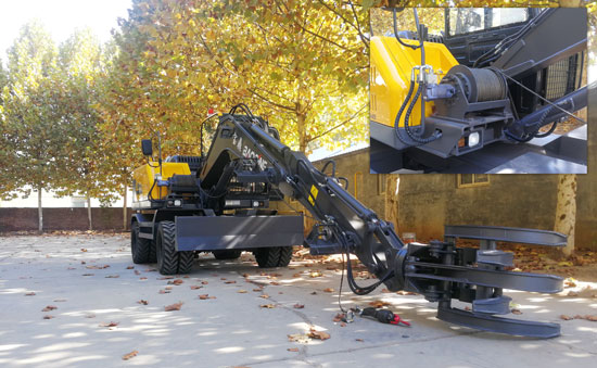 寶鼎多功能輪式挖掘機.jpg 寶鼎多功能輪式挖掘機.jpg