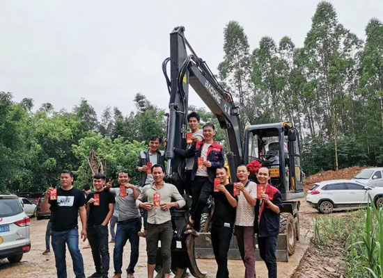 周邊市場的寶鼎服務團隊.jpg 周邊市場的寶鼎服務團隊.jpg