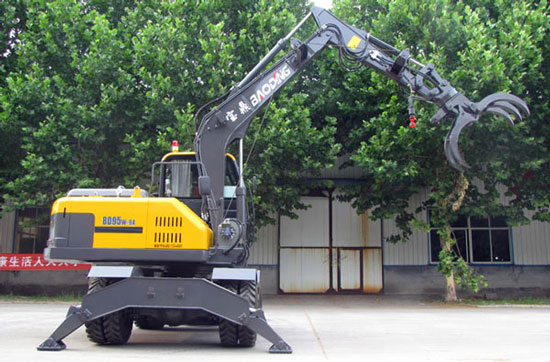 寶鼎95輪式挖掘機.jpg 寶鼎95輪式挖掘機.jpg