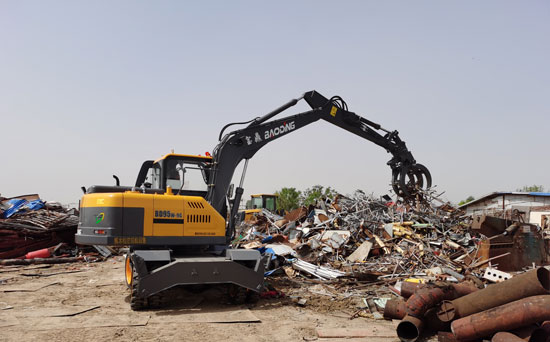 輪式挖掘機抓鐵機.jpg 輪式挖掘機抓鐵機.jpg