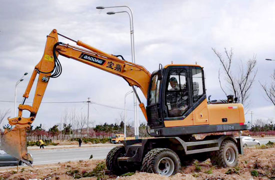 寶鼎輪式挖掘機80車型.jpg 寶鼎輪式挖掘機80車型.jpg