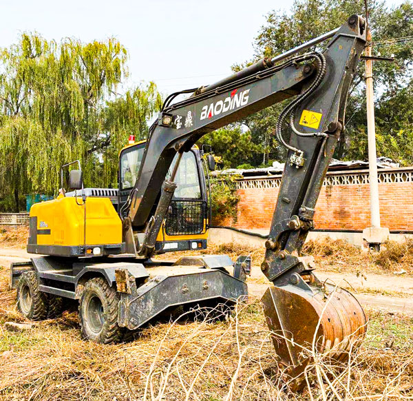 寶鼎95輪式挖掘機車型.jpg 寶鼎95輪式挖掘機車型.jpg