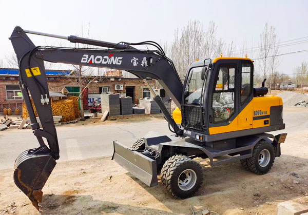 寶鼎輪式挖掘機95車型.jpg 寶鼎輪式挖掘機95車型.jpg