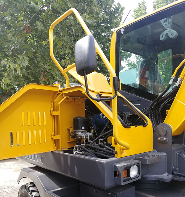 寶鼎輪式挖掘機對細節的把控.jpg 寶鼎輪式挖掘機對細節的把控.jpg